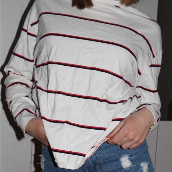 Sweater - Picture 1 of 4